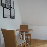 Marktplatz Apartments- 7 Personen- 2 Kuechen- 2 Baeder- Waschmaschine- Parkplatz Wolfsburg
