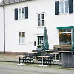 Appartement Marktplatz Apartments- 7 Personen- 2 Kuechen- 2 Baeder- Waschmaschine- Parkplatz *