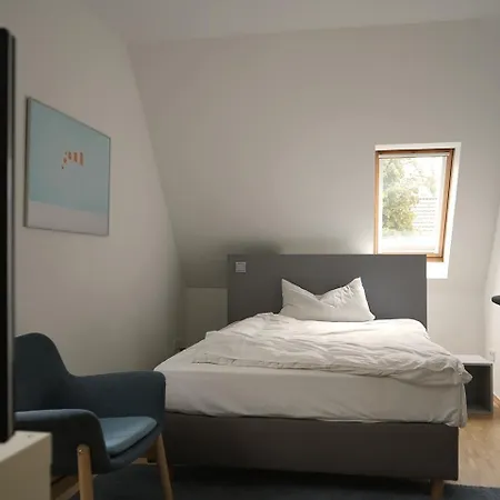 Marktplatz Apartments- 7 Personen- 2 Kuechen- 2 Baeder- Waschmaschine- Parkplatz