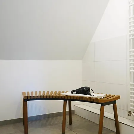 Marktplatz Apartments- 7 Personen- 2 Kuechen- 2 Baeder- Waschmaschine- Parkplatz *