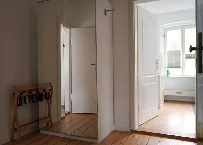 Marktplatz Apartments- 7 Personen- 2 Kuechen- 2 Baeder- Waschmaschine- Parkplatz * Wolfsburg