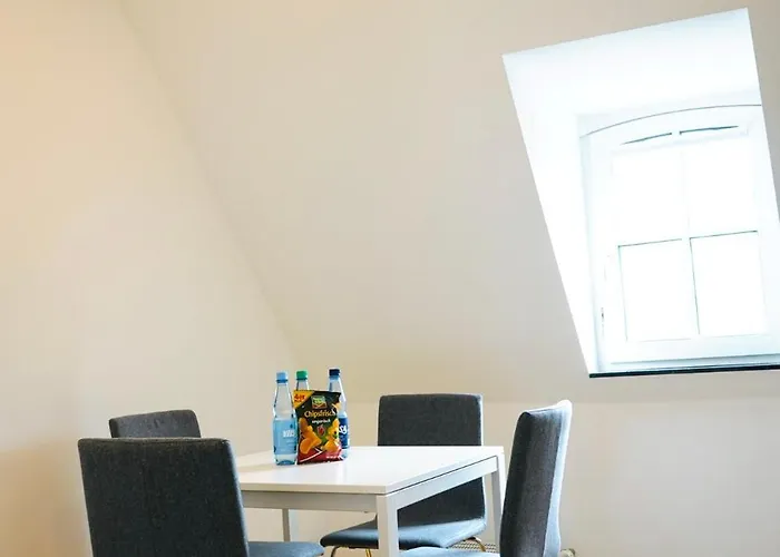 Apartamento Marktplatz Apartments- 7 Personen- 2 Küchen- 2 Bäder- Waschmaschine- Parkplatz *